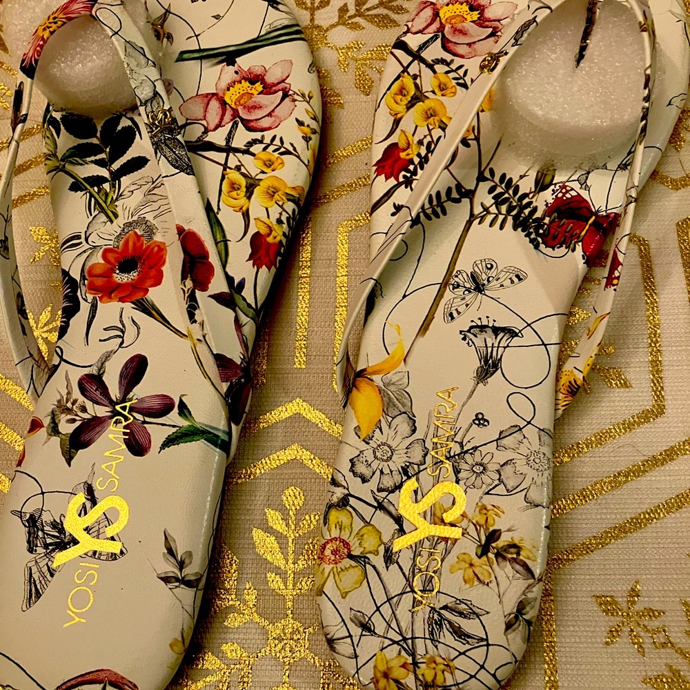 Beautiful colorful footwear, size 9